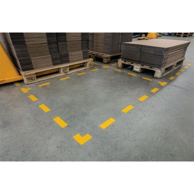Padlójelölő matrica, 50x150 mm, DURABLE "Csík", sárga Padlójelölő matrica, 50x150 mm, DURABLE "Csík", sárga