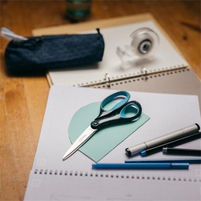 Olló, ifjúsági, 20 cm, balkezes, FISKARS, foltos pávakék Olló, ifjúsági, 20 cm, balkezes, FISKARS, foltos pávakék