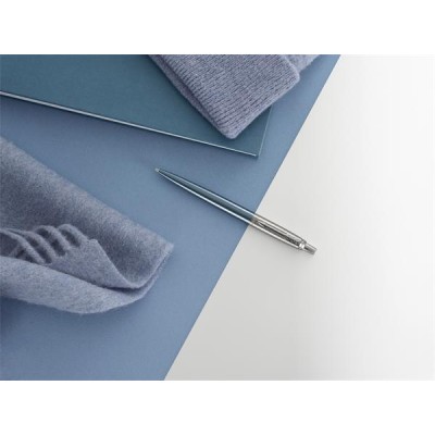 Golyóstoll, 0,7 mm, ezüst színű klip, Waterloo kék tolltest, PARKER "Royal Jotter", kék