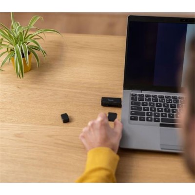 Kártyaolvasó, SD + MicroSD kártyához, USB 3.2 gen1, "TRUST Nanga", fekete