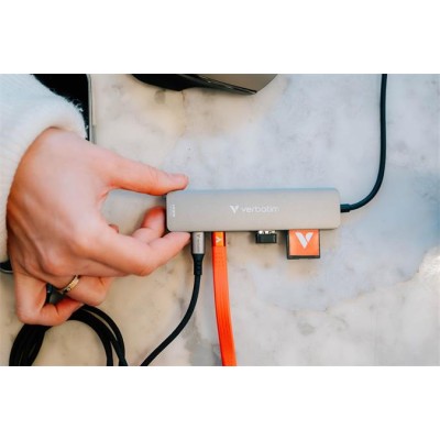 USB elosztó-HUB, 2xUSB-C /2xUSB-A, HDMI,SD, MicroSD, VERBATIM USB elosztó-HUB, 2xUSB-C /2xUSB-A, HDMI,SD, MicroSD, VERBATIM