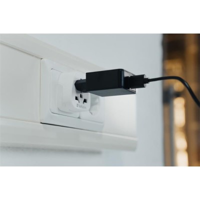 Adapter, Európába utazóknak, földelt, VERBATIM, fehér Adapter, Európába utazóknak, földelt, VERBATIM, fehér