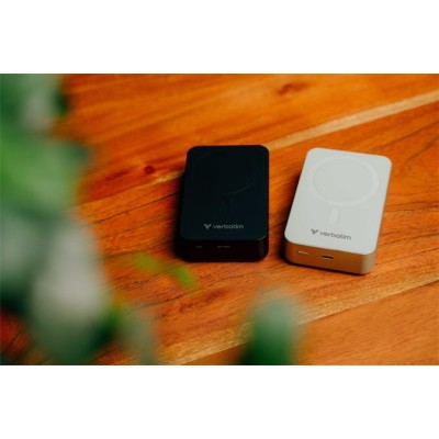 Power bank, mágneses (vezeték nélküli), 20.000mAh, VERBATIM "Charge n Go Essentials", zöld