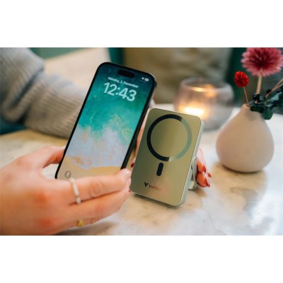 Power bank, mágneses (vezeték nélküli), 10.000mAh, VERBATIM "Charge n Go", zöld